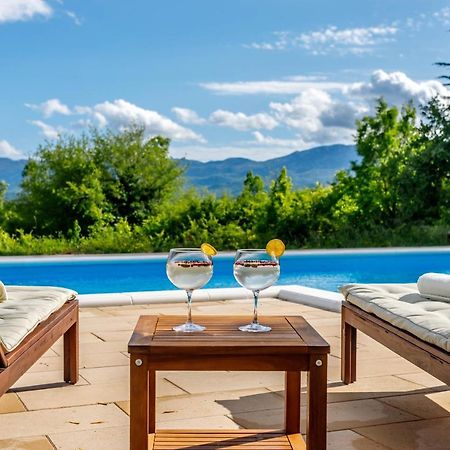 فيلا Casa Di Oliva-House With Heated Pool & Jacuzzi In Trilj, Croatia المظهر الخارجي الصورة