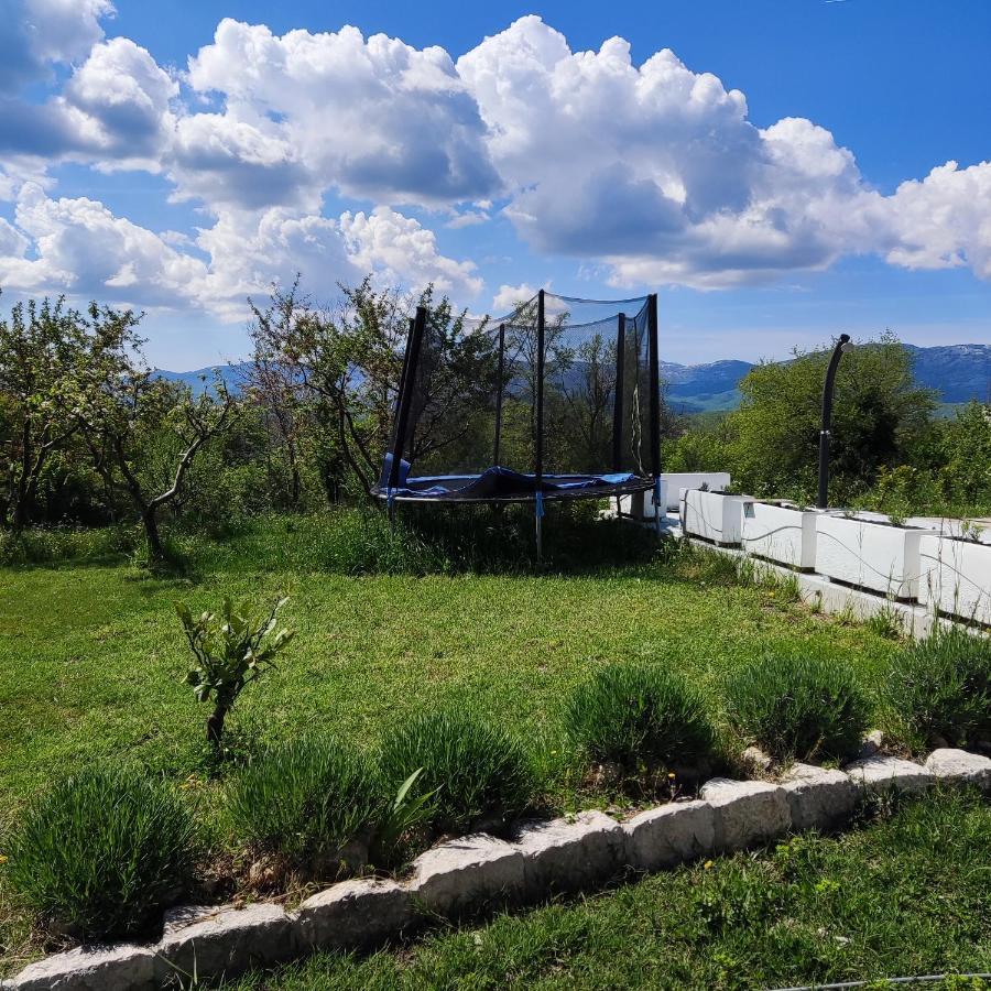 فيلا Casa Di Oliva-House With Heated Pool & Jacuzzi In Trilj, Croatia المظهر الخارجي الصورة