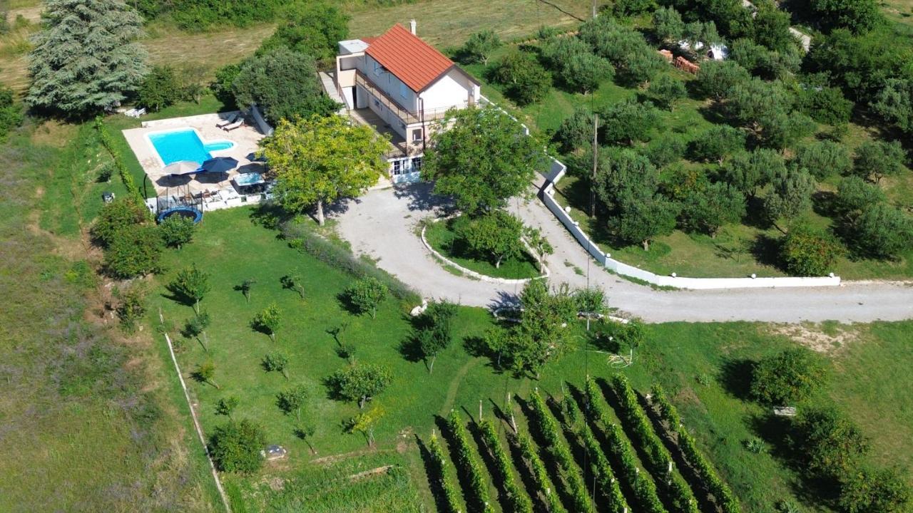 فيلا Casa Di Oliva-House With Heated Pool & Jacuzzi In Trilj, Croatia المظهر الخارجي الصورة